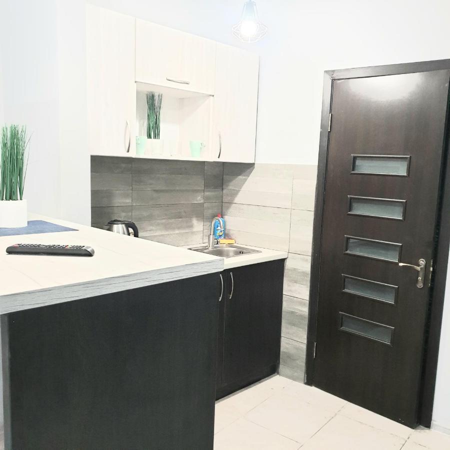 Belvederska Apartment 2 Ivano-Frankivsk Ngoại thất bức ảnh